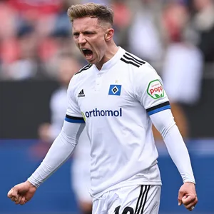 Glücksmoment: Sonny Kittel schreit nach dem Tor zum 1:0 in Ingolstadt vor Freude.