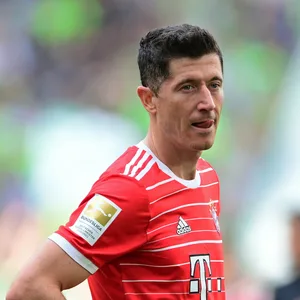 Robert Lewandowski wurde offenbar von einem ehemaligen Mitarbeiter erpresst.