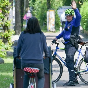 Zweiradkontrolle in Hamburg – Polizei stellt 266 Verstöße bei Rad- und Rollerfahrer fest