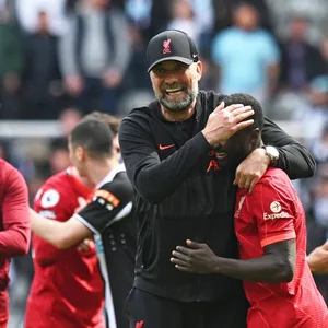 Jürgen Klopp mit Naby Keita