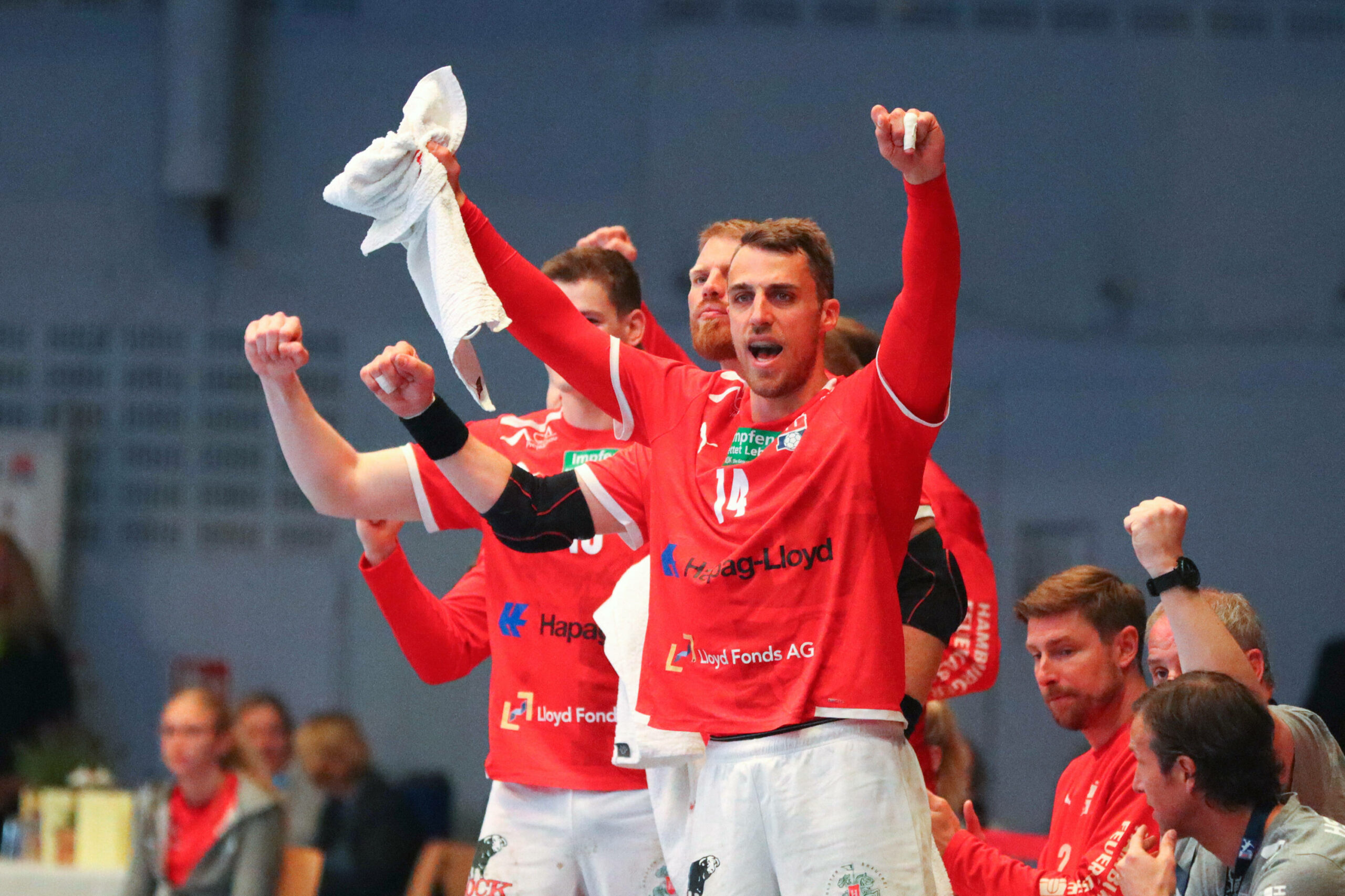 Grund zu feiern: Lukas Ossenkopp und seine Mannschaft spielen auch nächstes Jahr in der Erstklassig