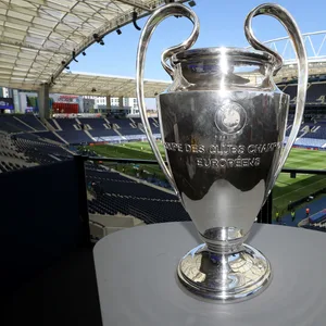 Nahaufnahme der Champions League-Trophäe