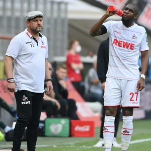 Steffen Baumgart und Anthony Modeste an der Seitenlinie