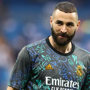 Mit einem Doppelpack im Finale kann der Siegessichere Benzema mit Ronaldos 17-Tore-Torrekord in der Königsklasse gleichziehen