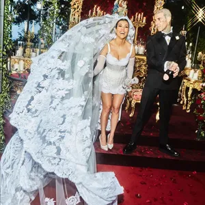 Verheiratet – und so verliebt: Kourtney Kardashian und Travis Barker