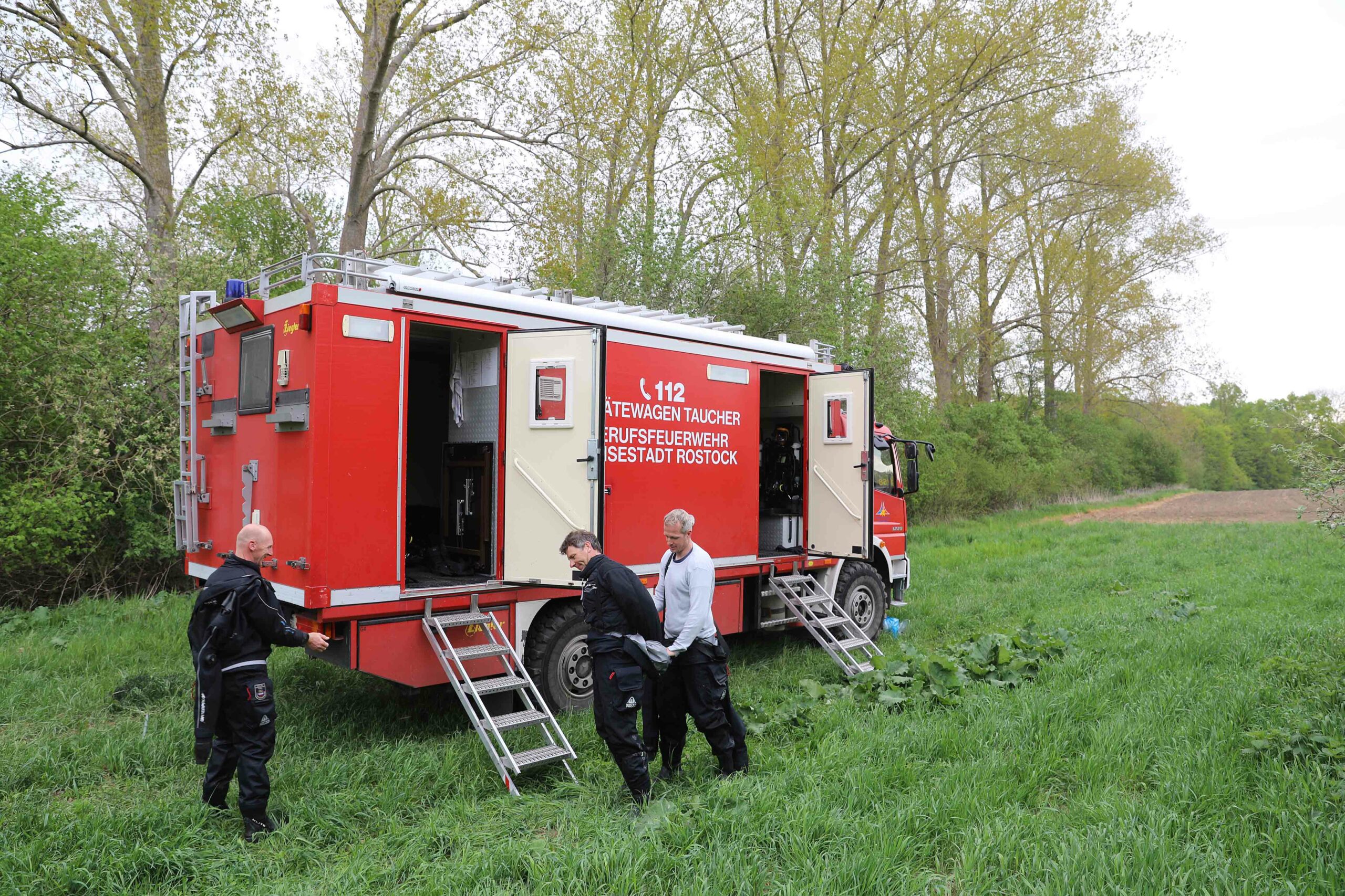 Leichenteile in Fluss bei Groß Grabow entdeckt – Polizei ermittelt