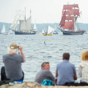 Die traditionelle Windjammerparade zum Abschluss der Kieler Woche (Archivfoto)