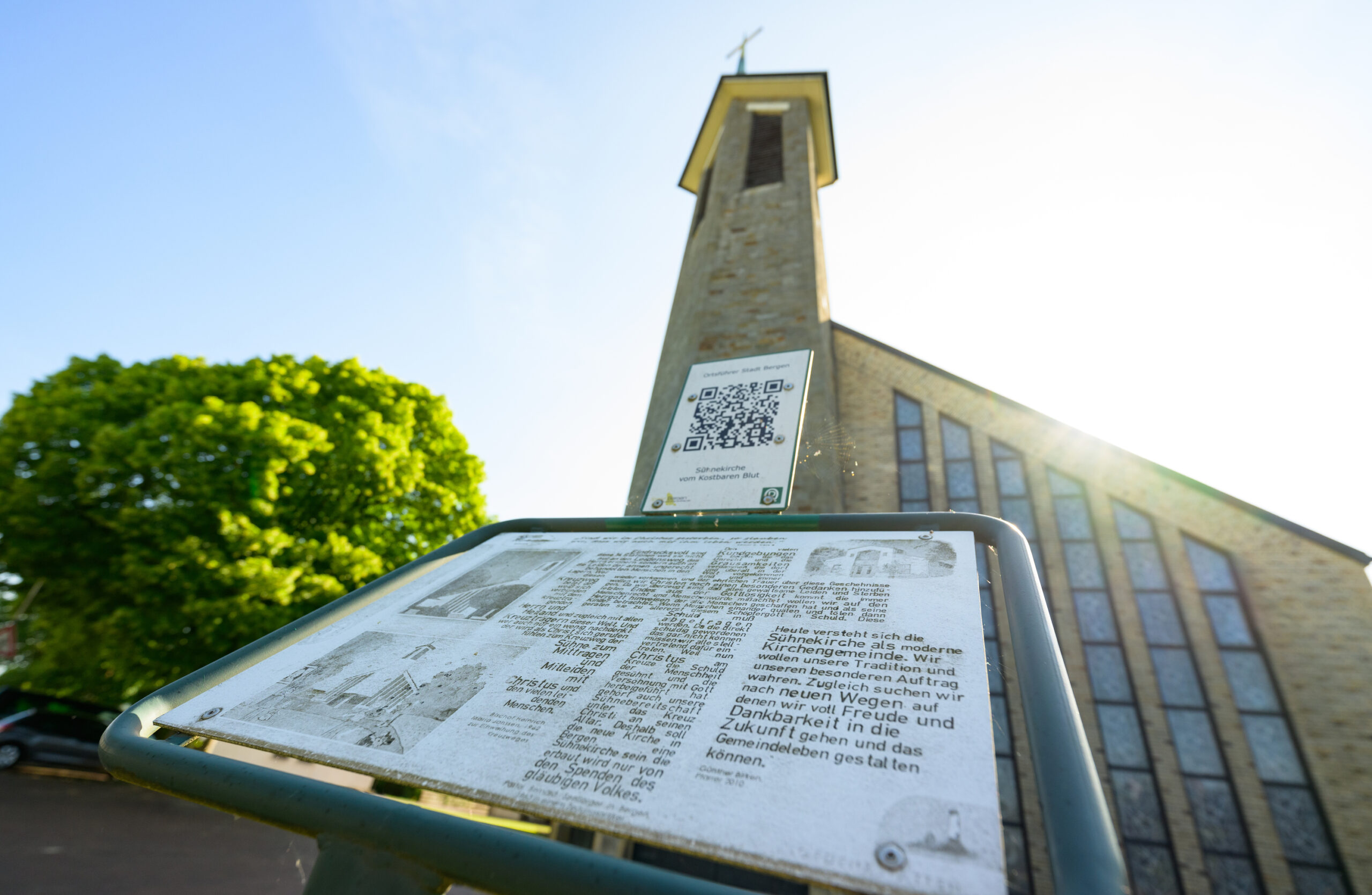 Massive Baumängel stellen die Sühnekirche bei Bergen-Belsen vor eine ungewisse Zukunft.