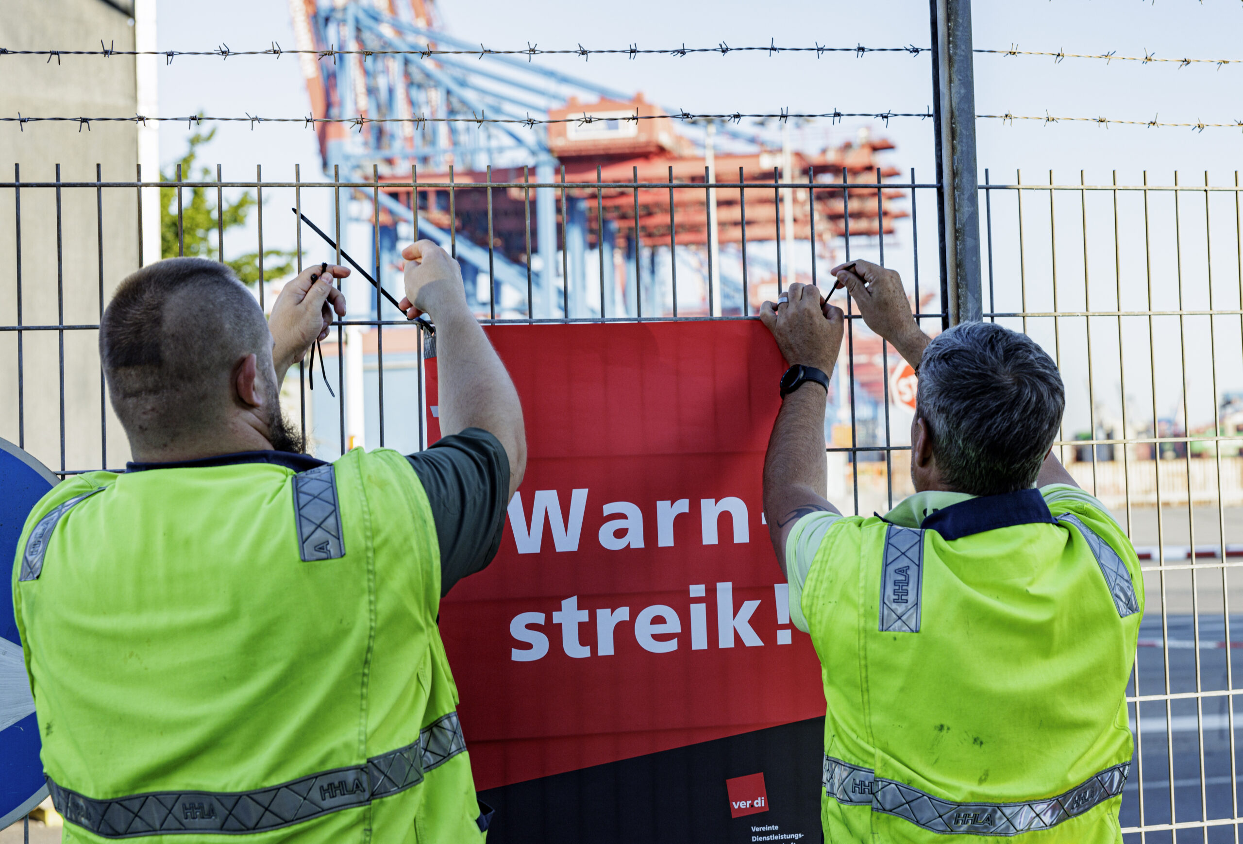 Am Donnerstag streikten die Hafenarbeiter für 24 Stunden – jetzt starten neue Gespräche.