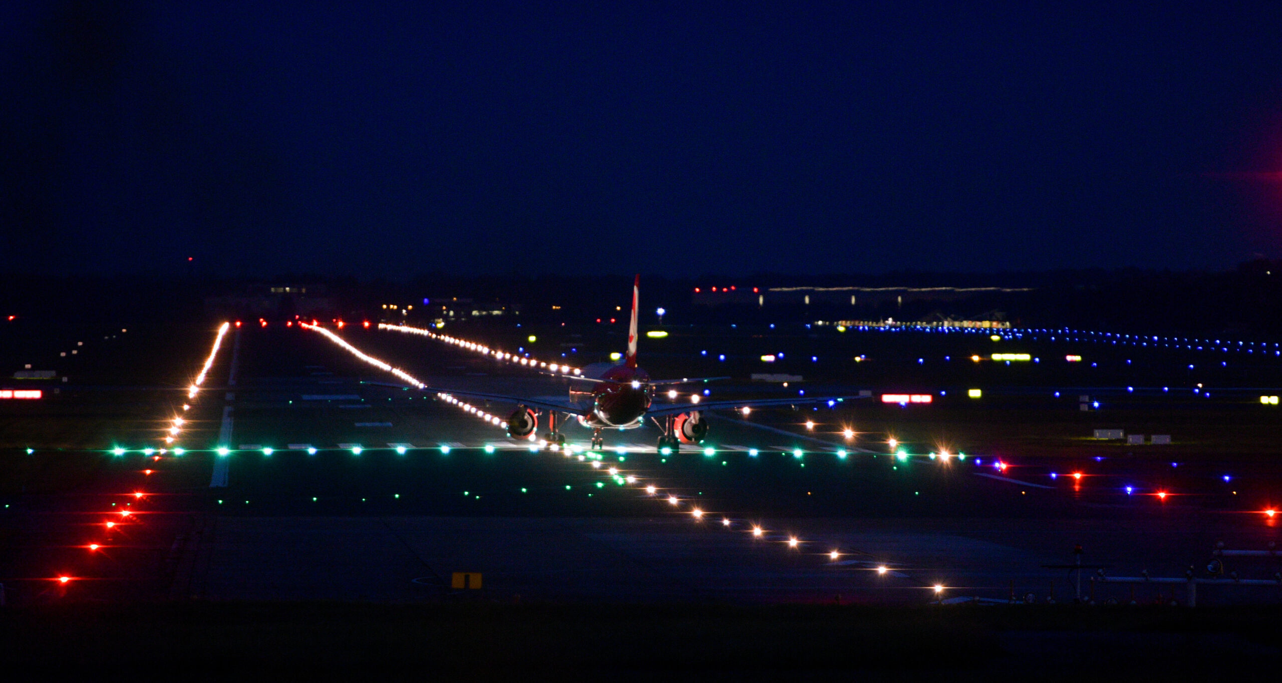 Am vergangenen Wochenende sind vermehrt Flugzeuge nach 23 Uhr am Hamburger Flughafen gelandet.