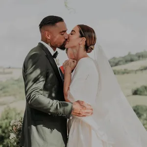 Kevin-Prince Boateng und Valentina Fradegrada gaben sich im italienischen Radicondoli das Ja-Wort