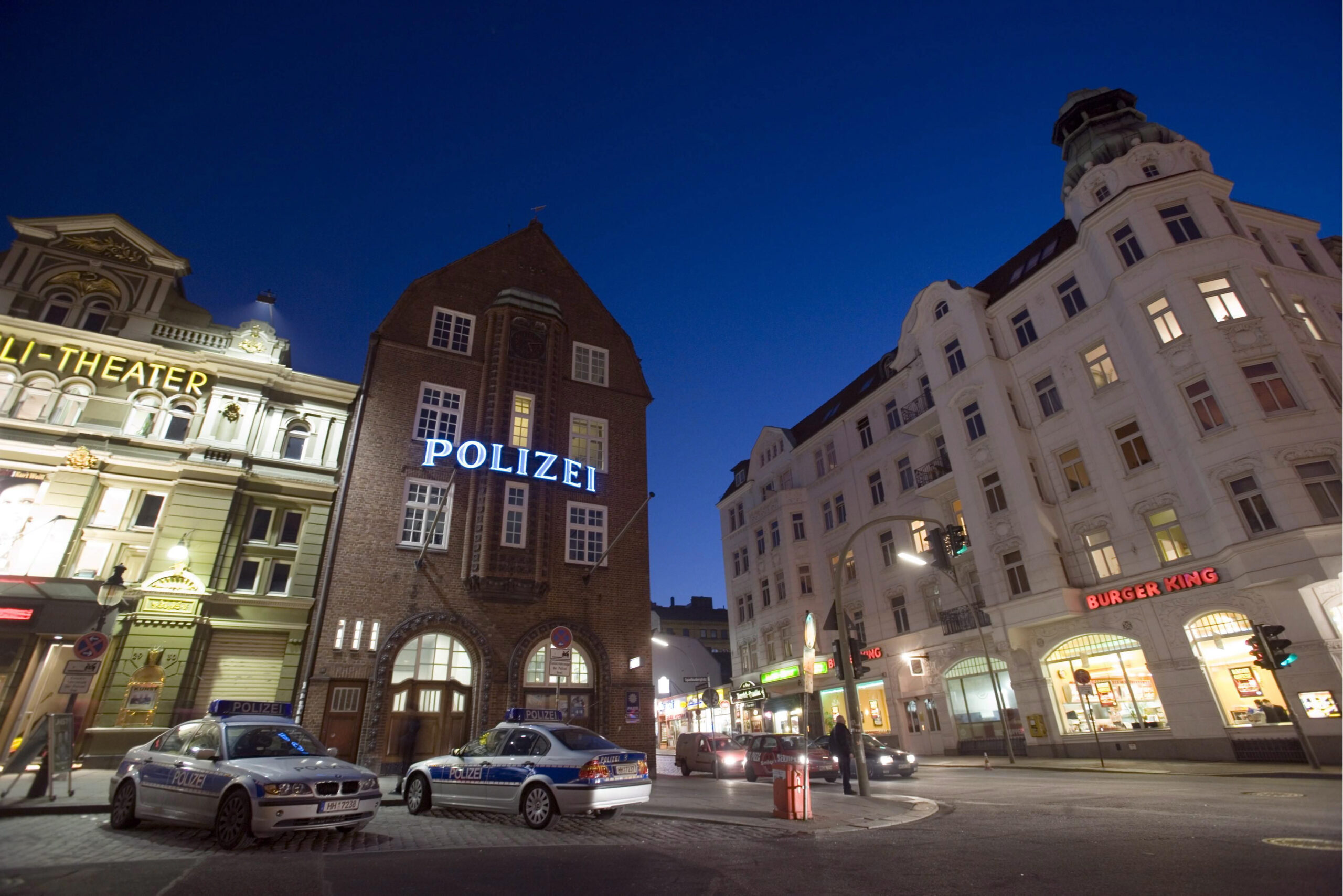 Hamburgs vielleicht bekannteste „Burger King“-Filiale: der Laden an der Reeperbahn, Ecke Davidstraße.