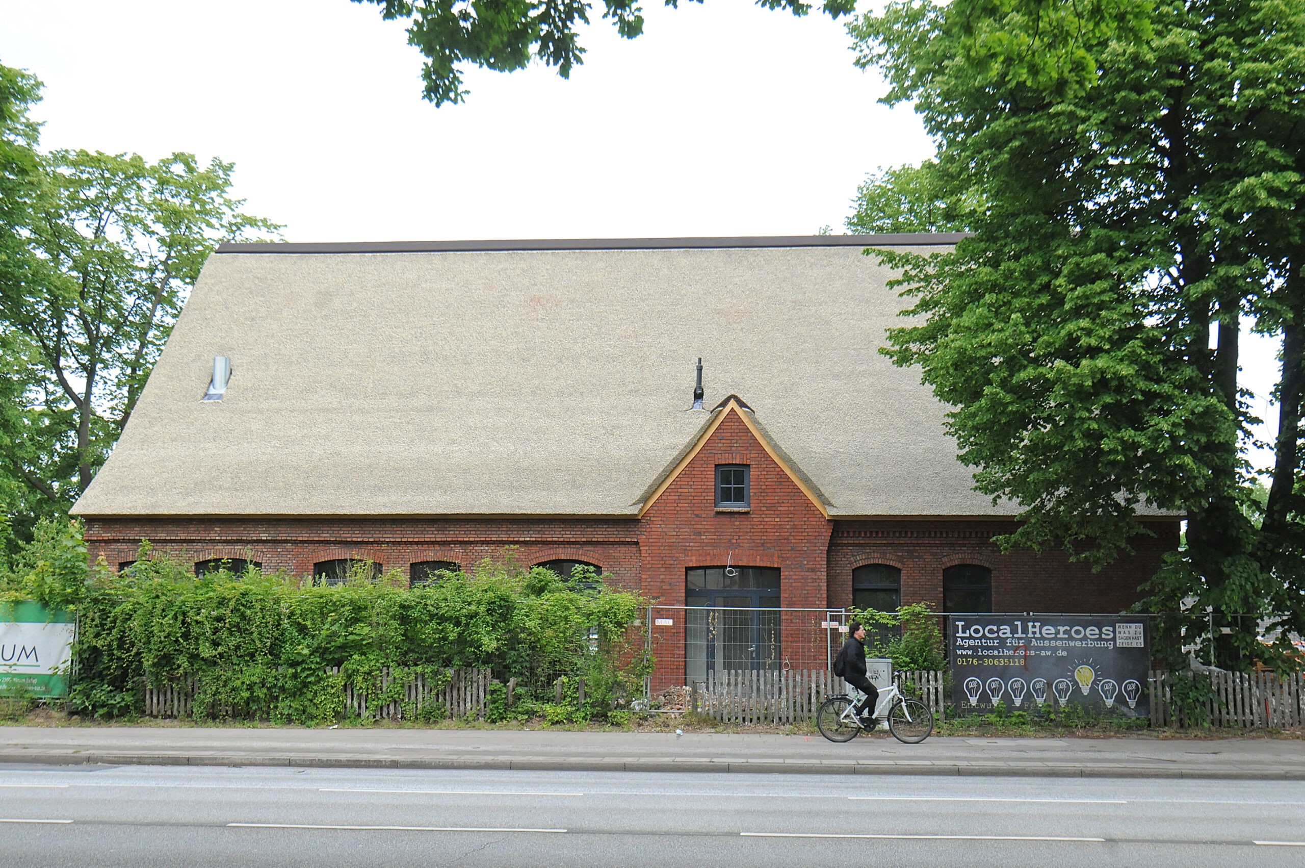 Altes Schulhaus Cuxhavener Straße 400