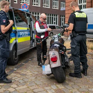 Harley Days in Hamburg: Polizei zieht mehrere Motorräder aus dem Verkehr