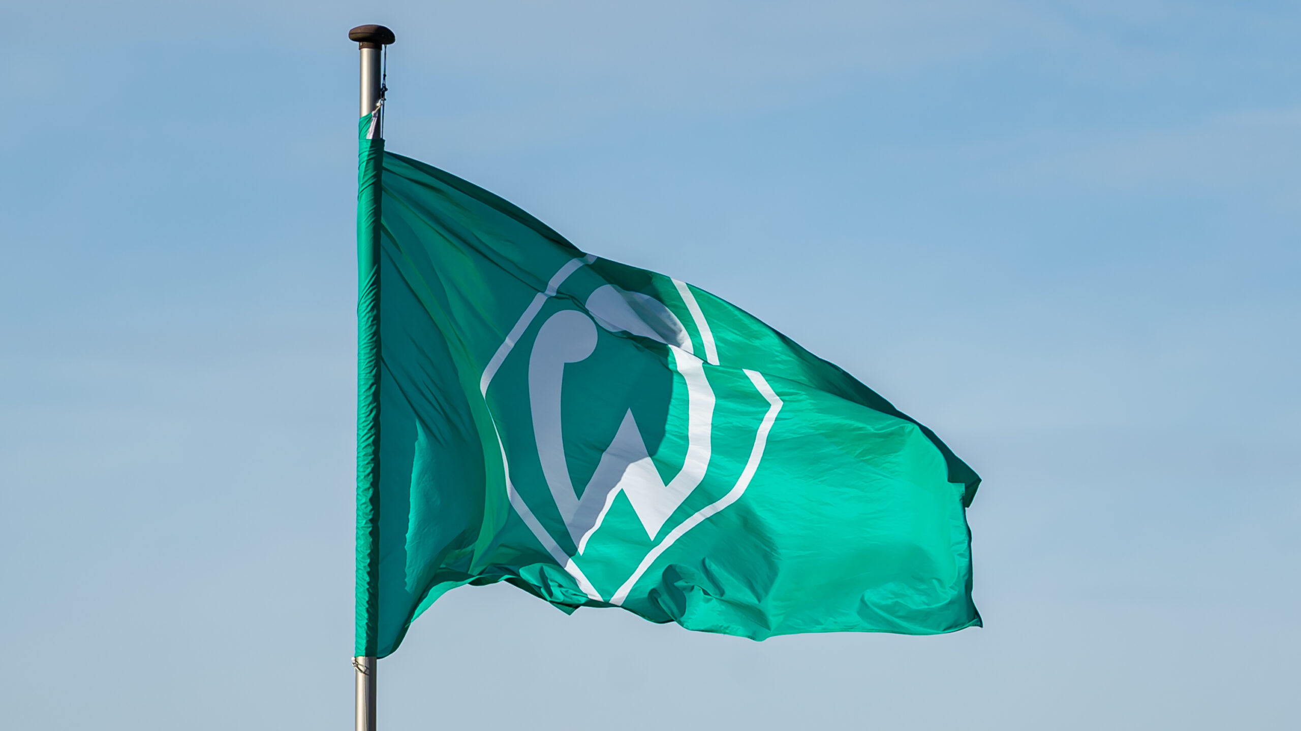 Werder Bremen bezieht Stellung zu einer in Kritik geratenen Spendenzusage.