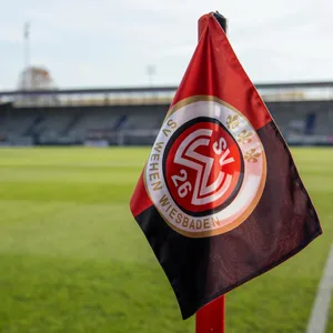 Das Wappen des SV Wehen Wiesbaden