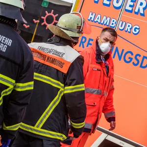 Retter der Hamburger Feuerwehr (Symbolbild)