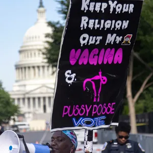 „Keep your religion out my Vagina": Vor dem Supreme Court wurde im Mai für das Recht auf Abtreibung demonstriert.