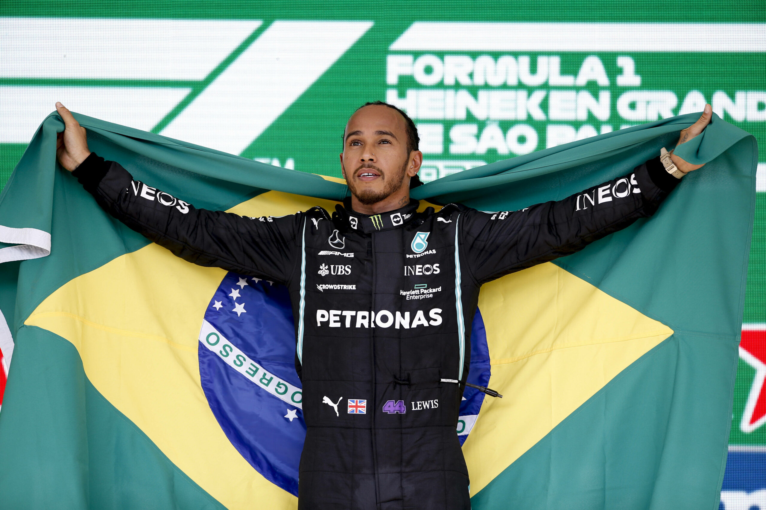 Lewis Hamilton nach seinem Sieg in Brasilien
