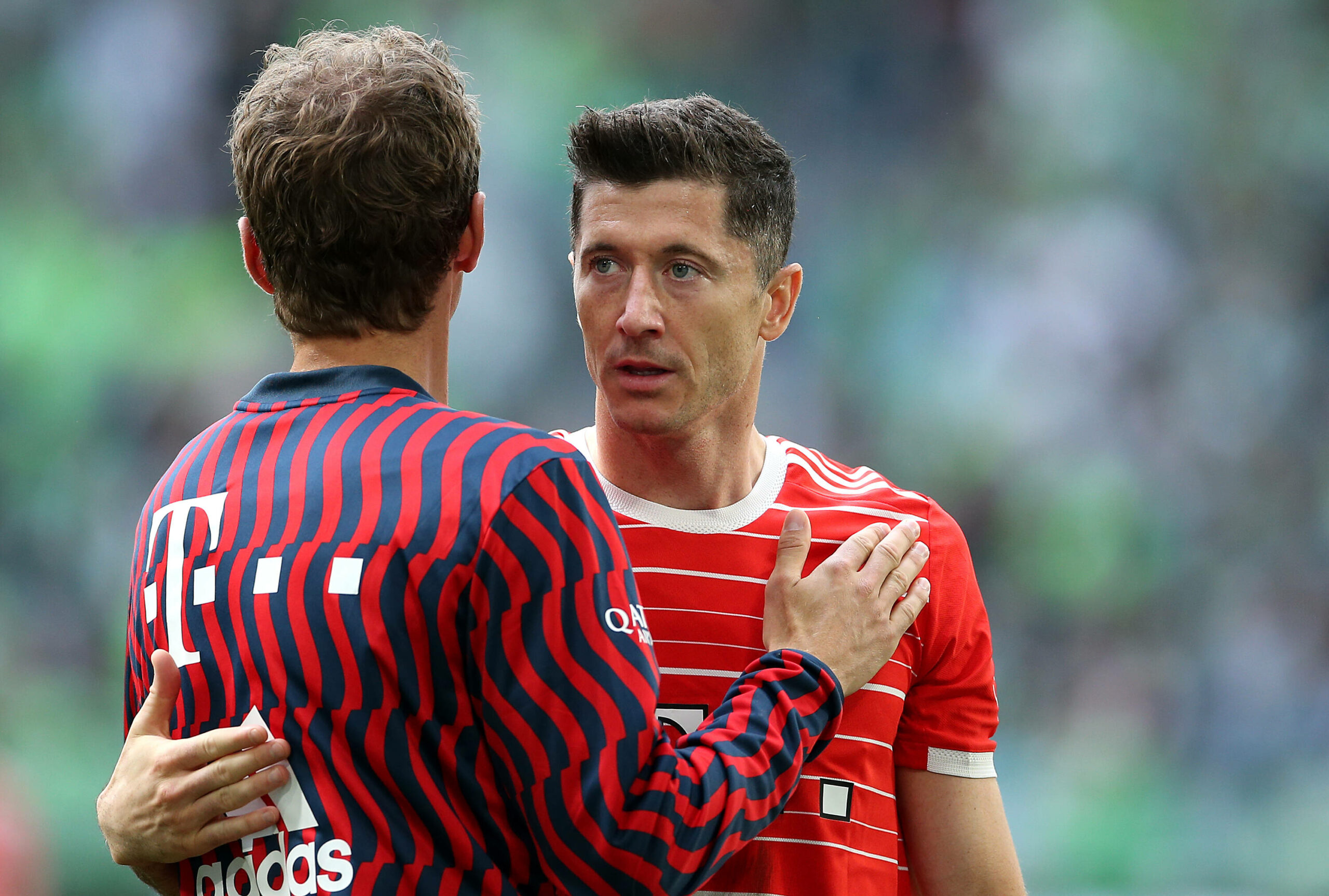 Lewandowski setzte sich mit den Bayern-Bossen zusammen, um seine Position zu erklären. Mitspieler Thomas Müller sieht die Situation eher gelassen