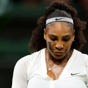 Serena Williams lässt ihre Zukunft nach der Wimbledon-Auftaktniederlage offen.
