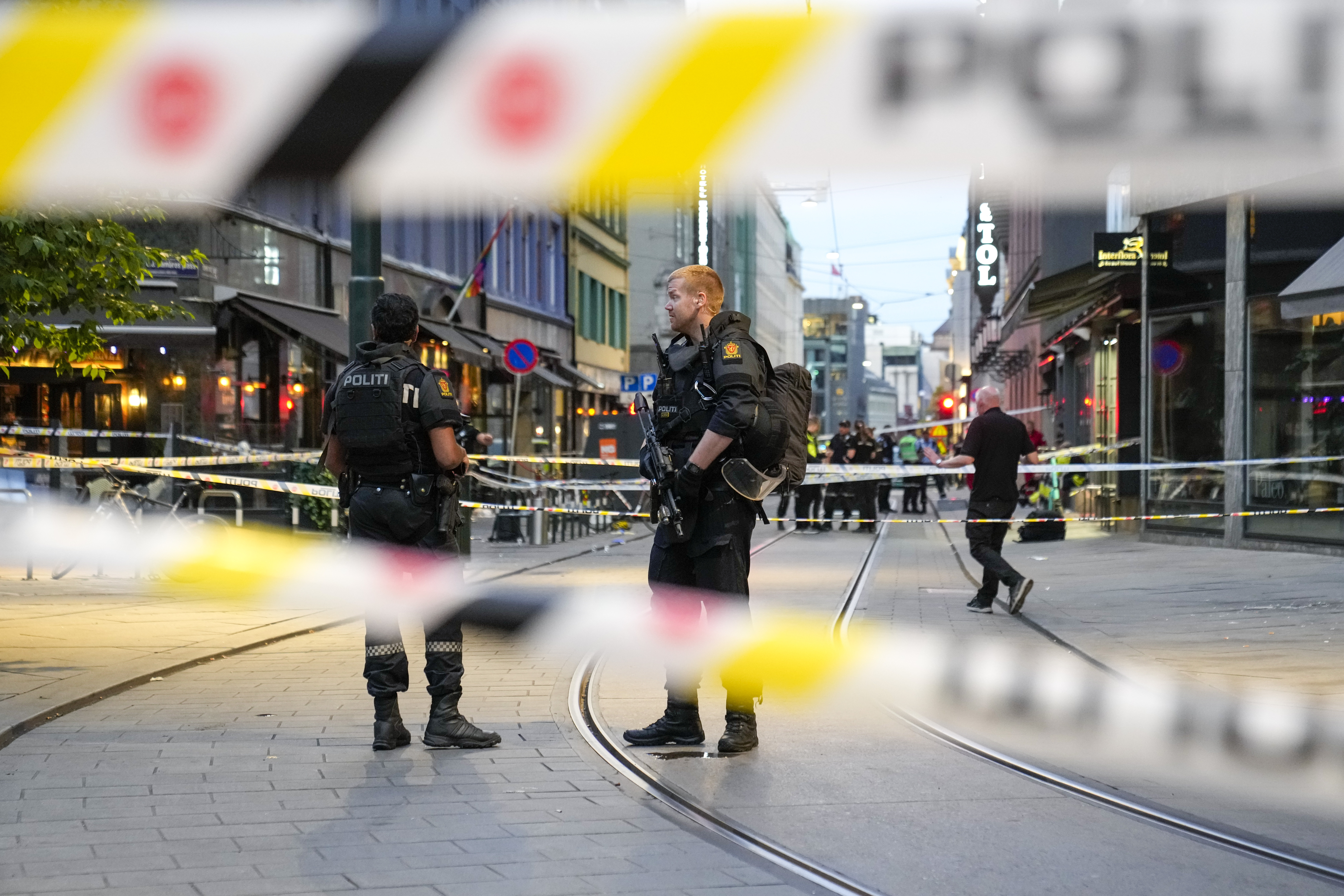 Polizisten am Tatort in Oslo