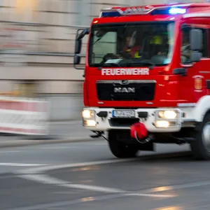 Feuerwehrauto im Einsatz