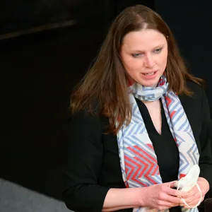 Sozialsenatorin Melanie Leonhard (SPD) zog am Dienstag eine positive Bilanz für die Vermittlung von Langzeitarbeitslosen in Arbeit.