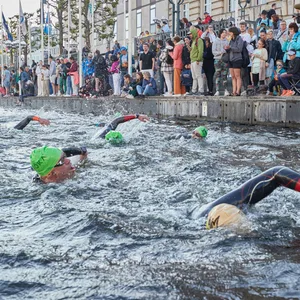 Am Samstag findet in Hamburg ein Triathlon statt. (Archivfoto)