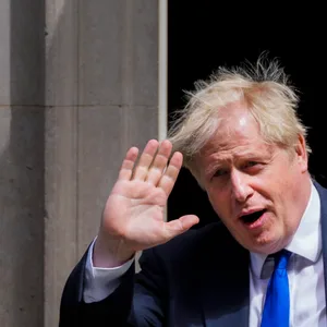 Boris Johnson hat seinen Rücktritt angekündigt. Dass er zunächst noch im Amt bleiben will, hat einen privaten Grund.