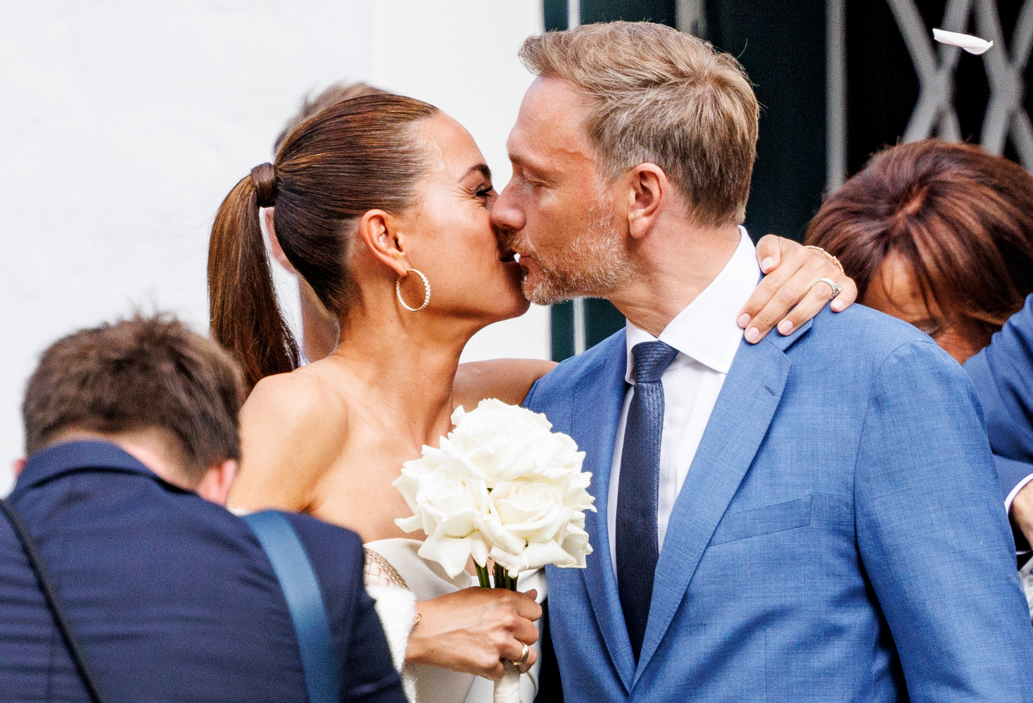 Bundesfinanzminister Christian Lindner (FDP) und seine Lebensgefährtin Franca Lehfeldt haben auf Sylt geheiratet.
