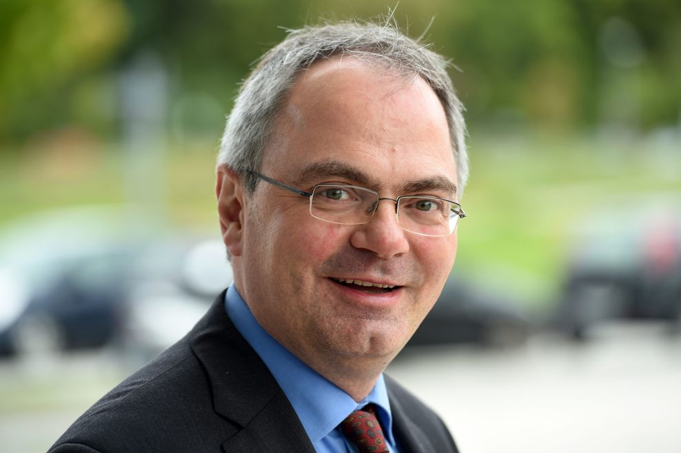 Infektionsmediziner Helmut Fickenscher