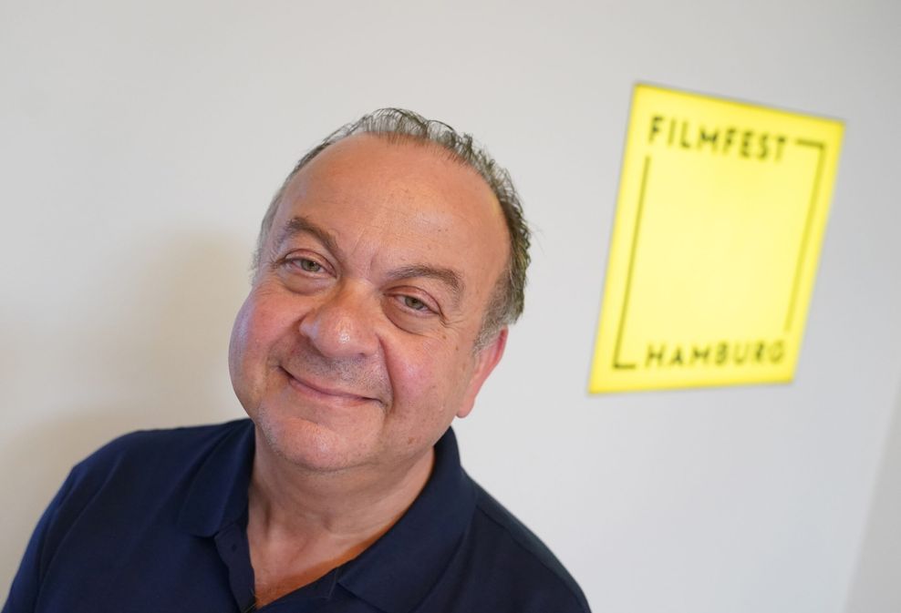 Festivalleiter Albert Wiederspiel hofft auf gutbesuchte Vorführungen beim Filmfest Hamburg.