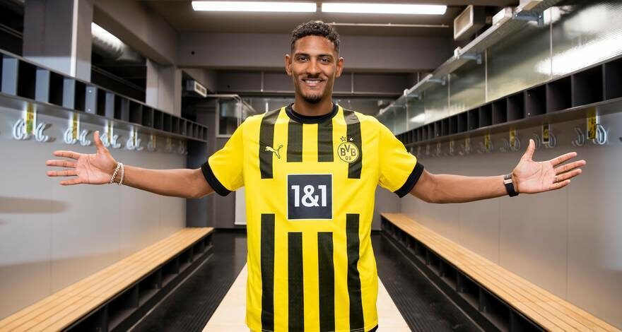 Sebastien Haller ist jetzt offiziell Dortmunder.