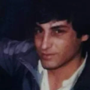 Mehmet Kaymakcı wurde am 24. Juli 1985 durch einen rassistischen Angriff am Kiwittsmoor-Park im Bezirk Hamburg-Nord von drei Neonazis ermordet.