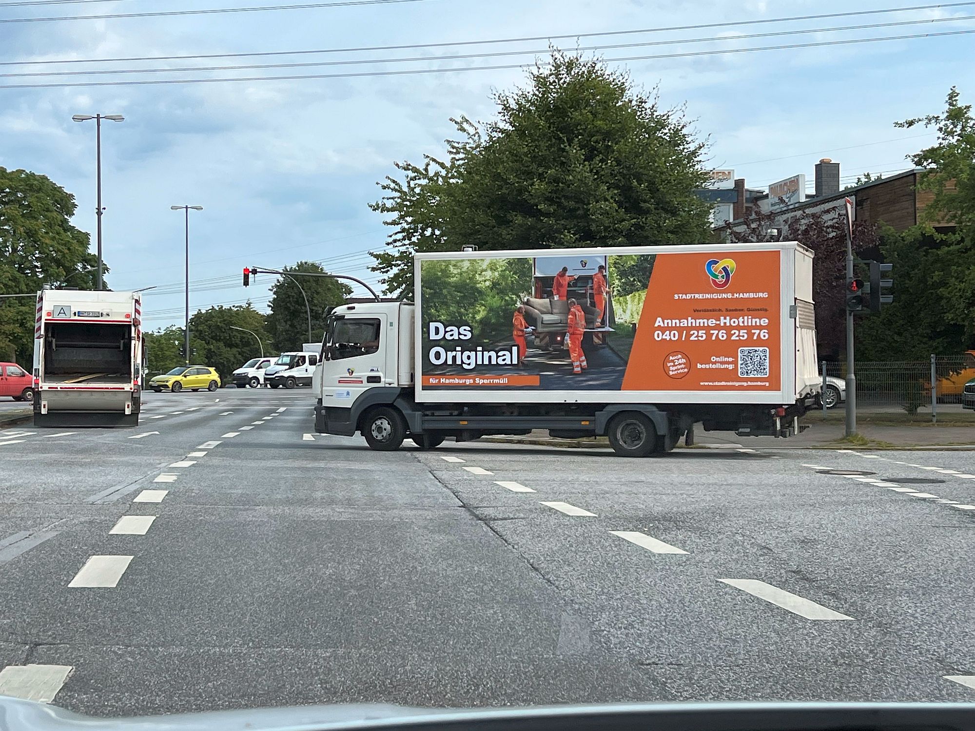 Mit neuen Plakaten bewirbt die Stadtreinigung Hamburg nun ihren Sperrmüllservice.