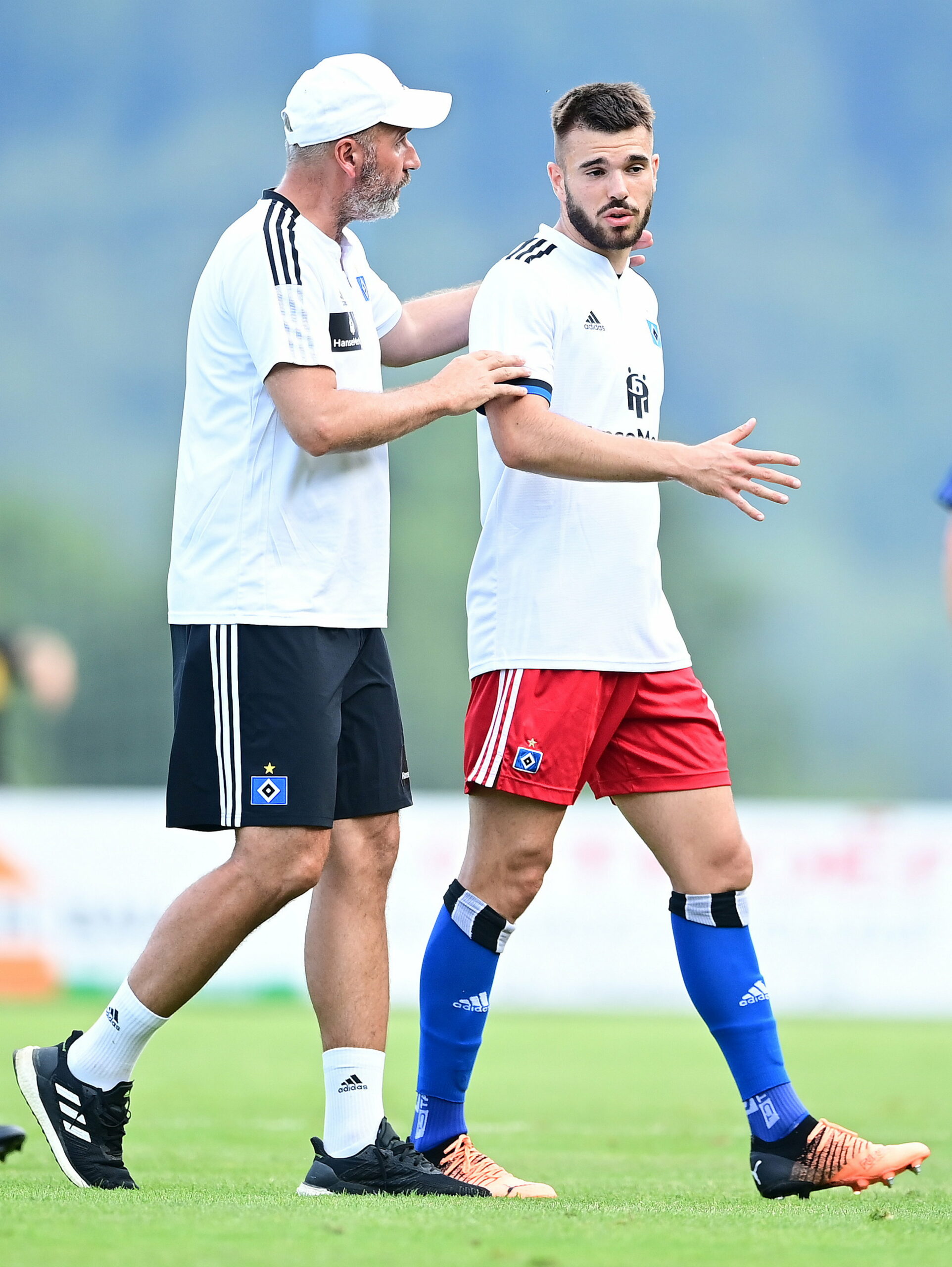 HSV-Trainer Tim Walter (l.) und Mario Vuskovic