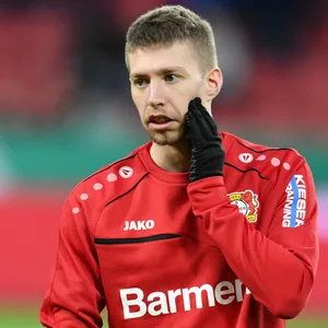 Mitchel Weiser droht in der kommenden Saison ein Tribünenplatz bei Bayer Leverkusen.