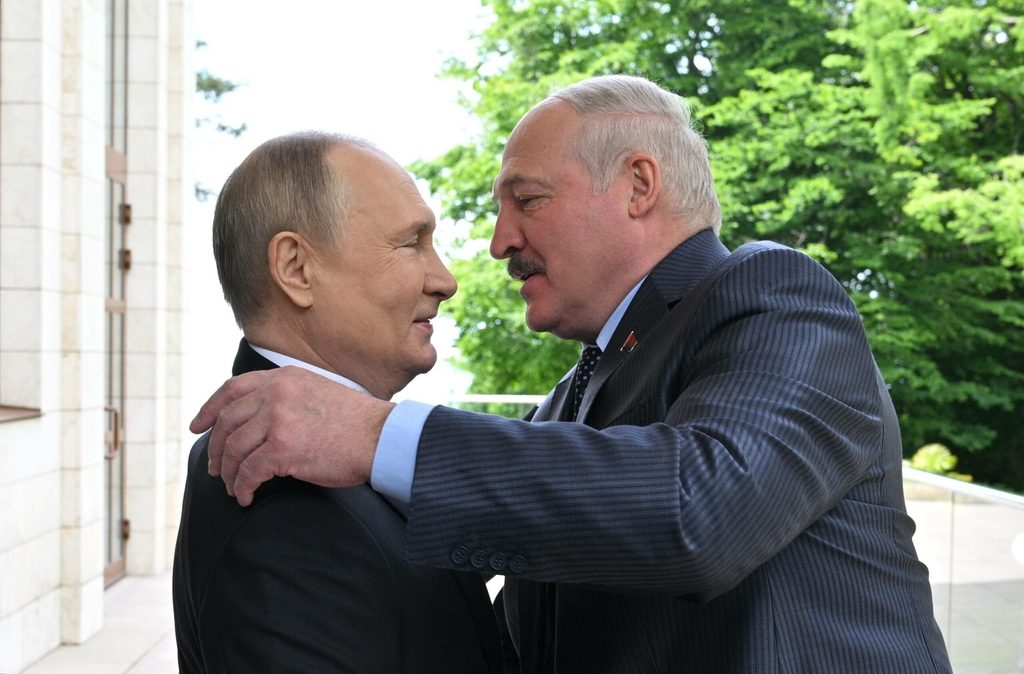 Gute Freunde: Wladimir Putin (l.) und Alexander Lukaschenko