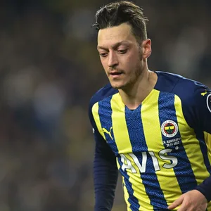 Mesut Özil wird in der kommenden Saison nicht mehr für Fenerbahçe auflaufen.