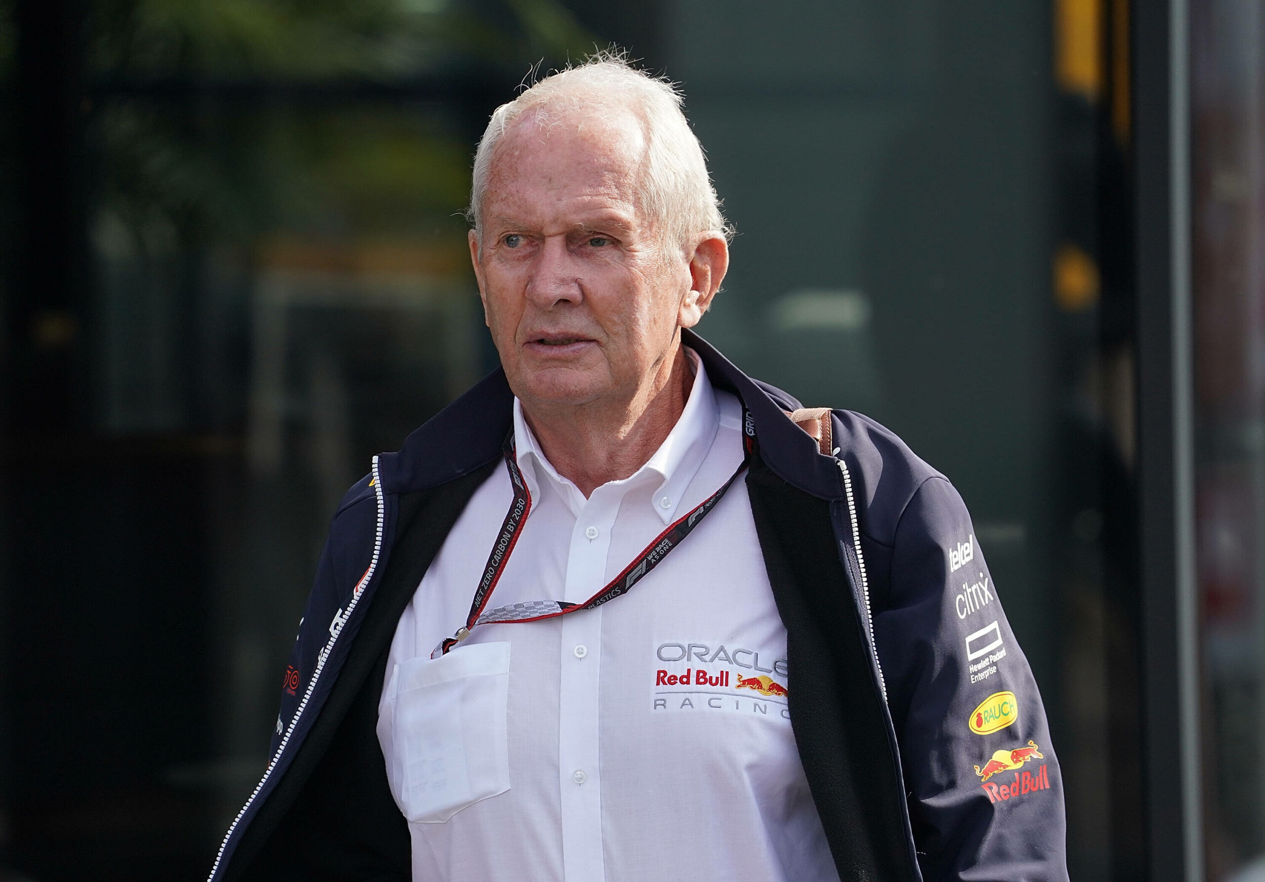 Red-Bull-Motorsportchef Helmut Marko befürchtet weitere Personalmängel.