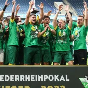 Mit dem Sieg im Niederrhein-Pokal qualifizierte sich Straelen für den DFB-Pokal – und hofft nun auf viele Fans in Duisburg.