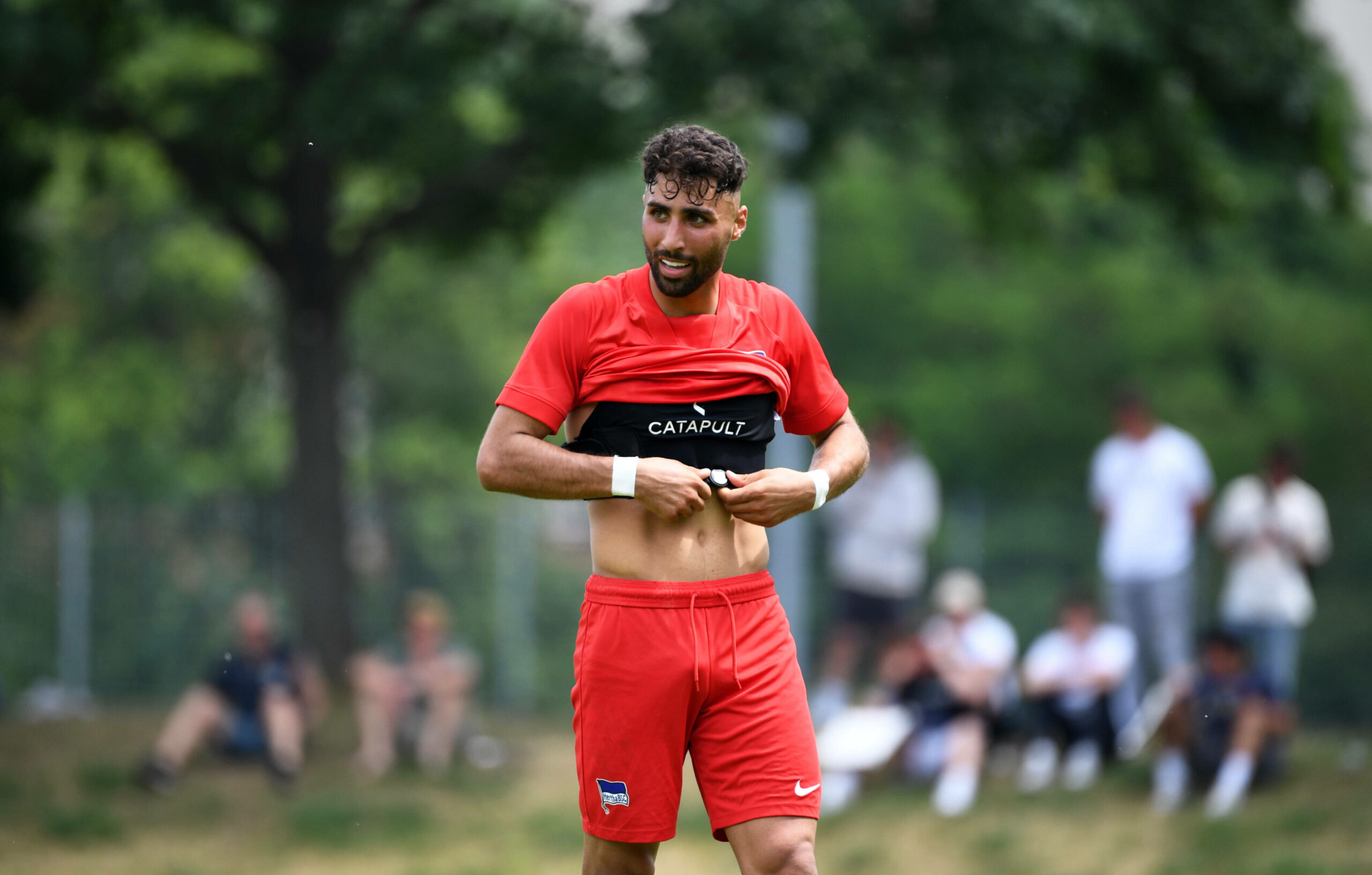 Hertha-Neuzugang Nader El-Jindaoui sorgte beim Testspiel der U23 für einen Platzsturm.