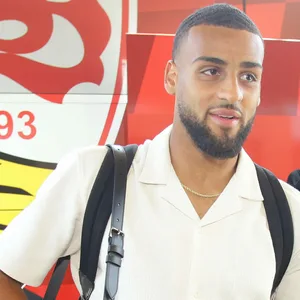 Ex-HSV-Profi Josha Vagnoman beim VfB Stuttgart