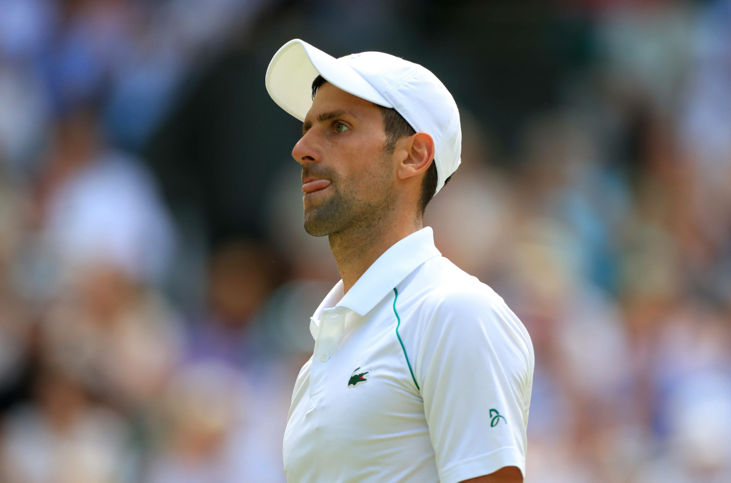 Novak Djokovic will nach seinem Sieg in Wimbledon auch zu den US-Open. Das Problem: sein Impfstatus.