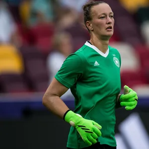 Nationaltorhüterin Almuth Schult freut sich über die positive Entwicklung des Frauenfußballs.