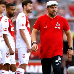 Keine Lust auf Belarus: Stefan Baumgarts Klub 1. FC Köln fordert den Ausschluss weißrussischer Teams von europäischen Wettbewerben.