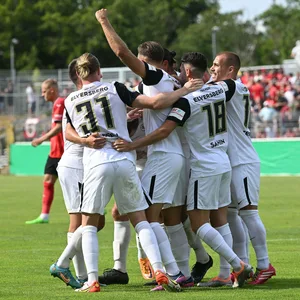 Elversberg bezwingt Leverkusen mit einem 4:3.