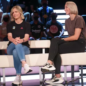 Louisa Lippmann und Laura Ludwig im „Aktuellen Sportstudio" des ZDF