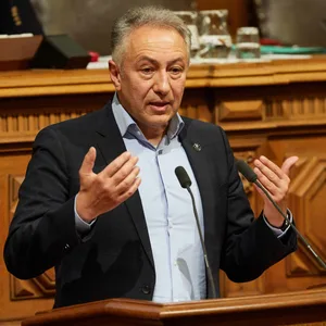 Farid Müller (Grüne) lehnte das Vorhaben von CDU und Linke, den Cum-Ex-Ausschuss zu erweitern, am Mittwoch ab. (Archivbild)